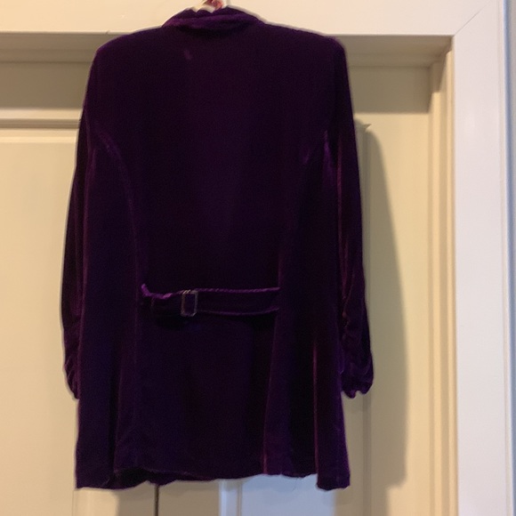 Jacket - Picture 4 of 7